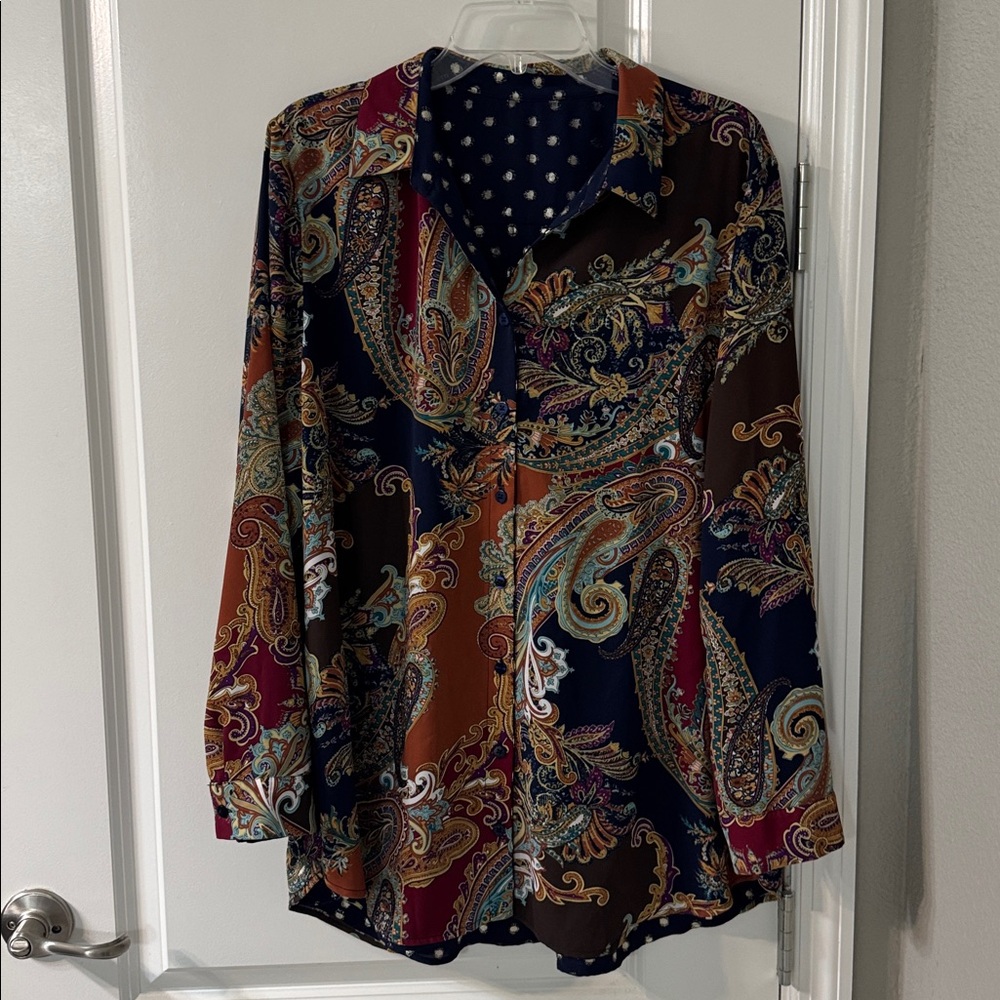 Chicos Reversible Navy Blue Patterned Women's Top - image 3